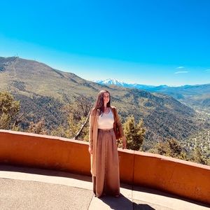 Meet your Posher, Emma